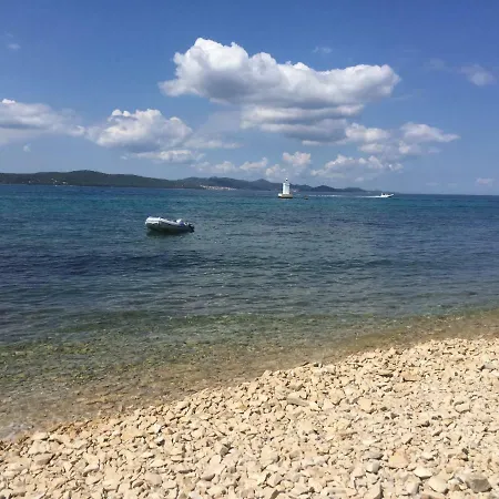 Πανσιόν Sunnyhomepunta