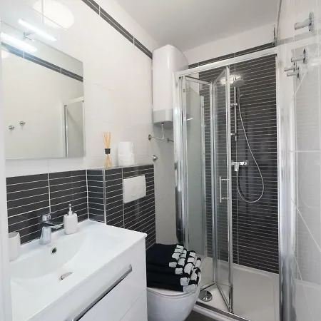 Πανσιόν Sunnyhomepunta Sukošan