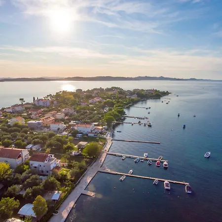 Sunnyhomepunta Πανσιόν 3*