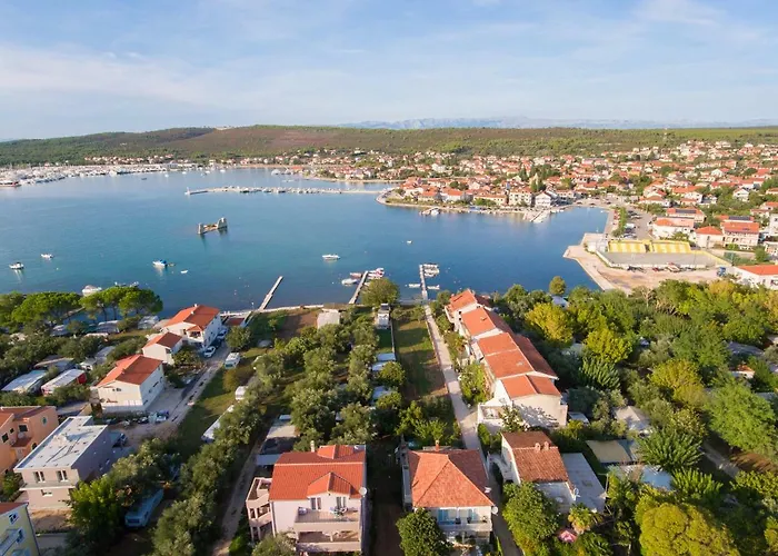 Sunnyhomepunta Konukevi Sukošan
