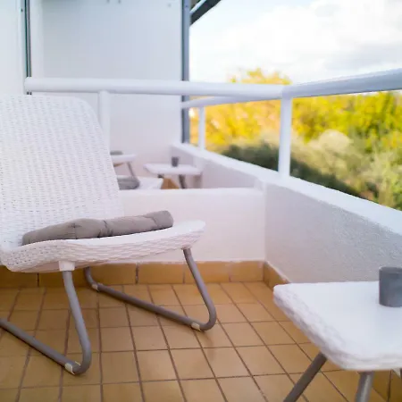 Sunnyhomepunta 招待所 3*